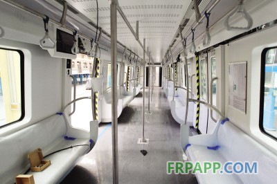 已基本裝飾完畢的地鐵列車內(nèi)部。
