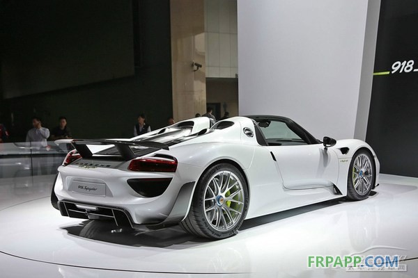 保時(shí)捷918 車身結(jié)構(gòu)采用樹(shù)脂傳遞模塑成型復(fù)合材料-復(fù)材應(yīng)用網(wǎng)